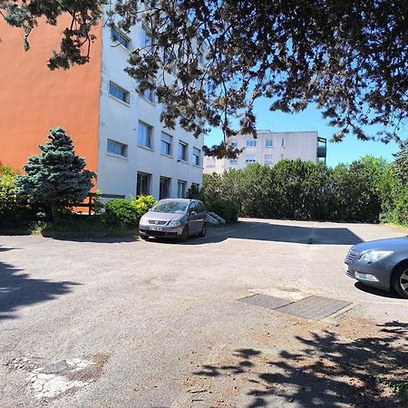 Adonis Lyon Est Hotel Artys Saint-Priest-en-Jarez Eksteriør bilde