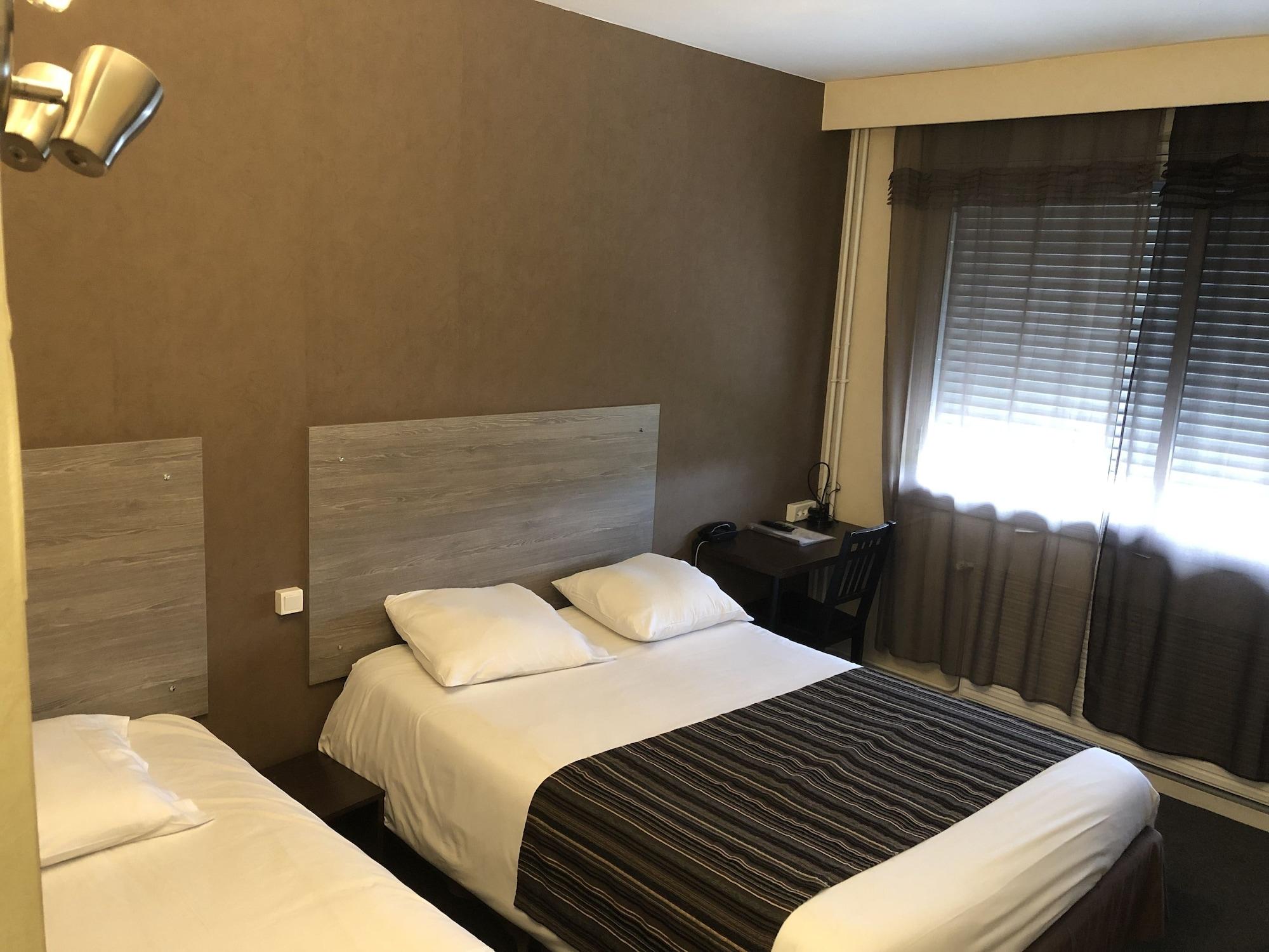 Adonis Lyon Est Hotel Artys Saint-Priest-en-Jarez Eksteriør bilde
