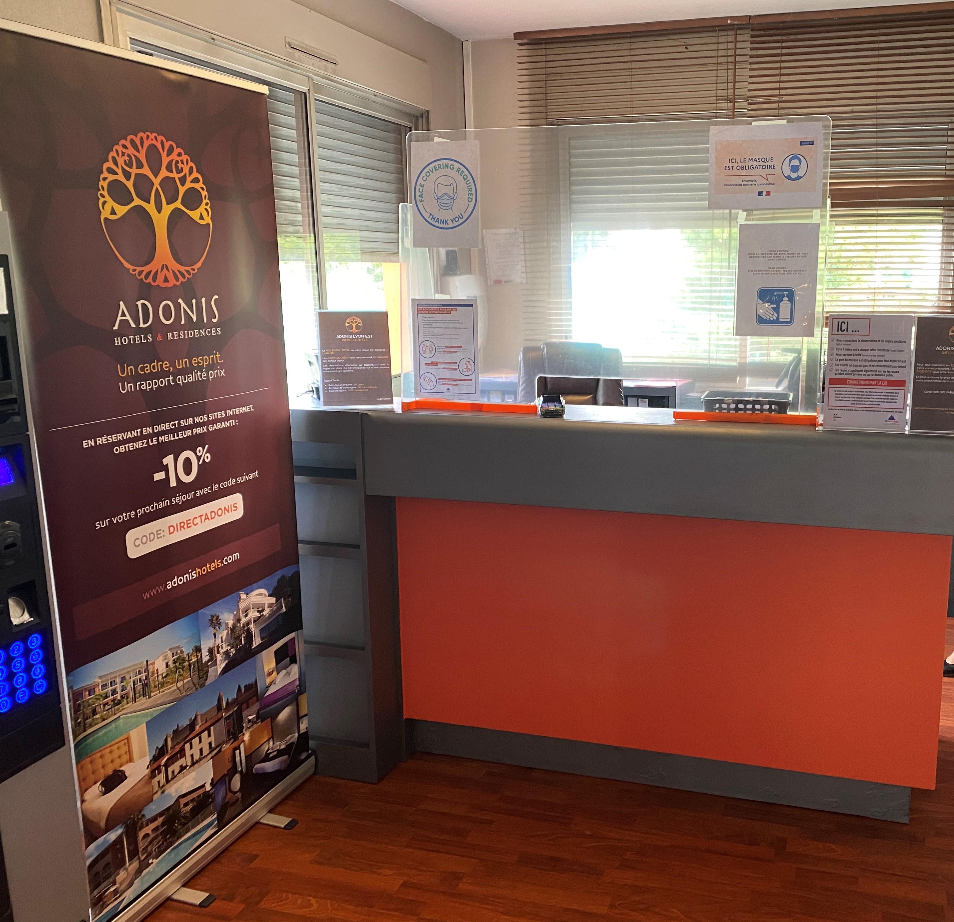 Adonis Lyon Est Hotel Artys Saint-Priest-en-Jarez Eksteriør bilde